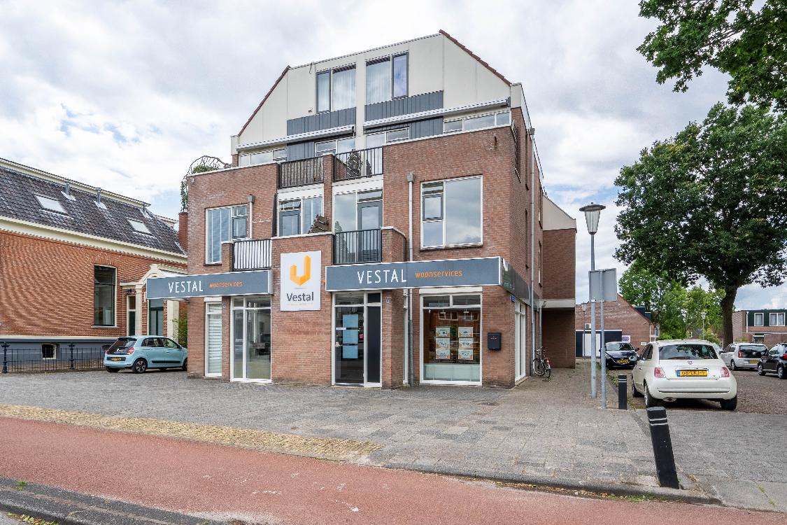 Bekijk foto 0 van de Locomobielstraat 11, Veendam